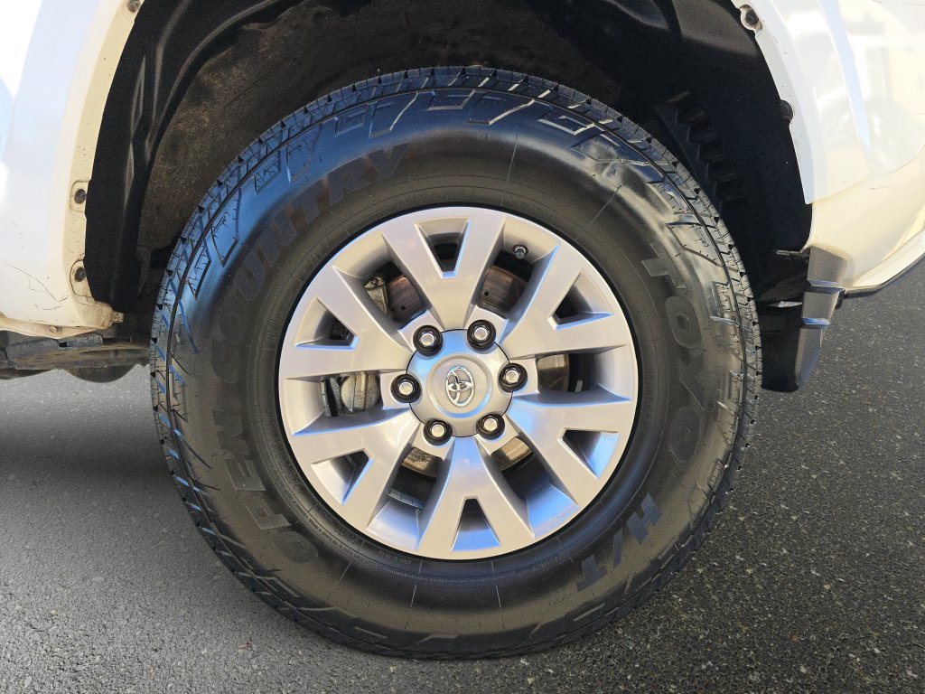 Used 2019 Toyota Tacoma SR5 RWD image 36