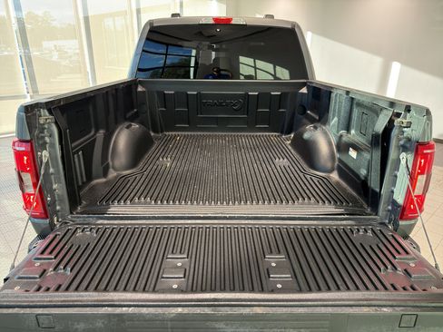 Used 2021 Ford F150 XLT image 22