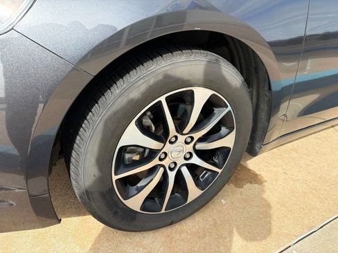 Used 2016 Acura TLX w/ Technology Package FWD image 13