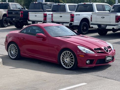 Used 2011 Mercedes-Benz SLK 300 image 9