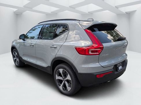 New 2026 Volvo XC40 B5 Plus w/ Protection Package Premier AWD/4WD image 5