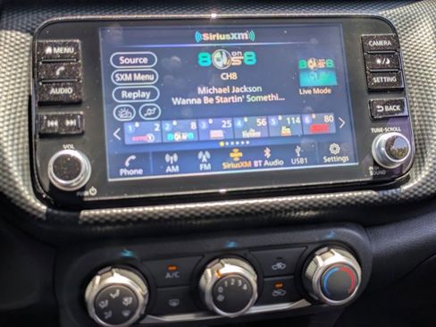 Certified 2023 Nissan Kicks SV FWD image 13