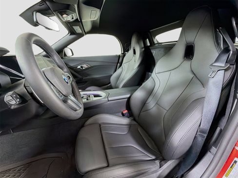 Used 2026 BMW Z4 sDrive30i w/ Premium Package image 11