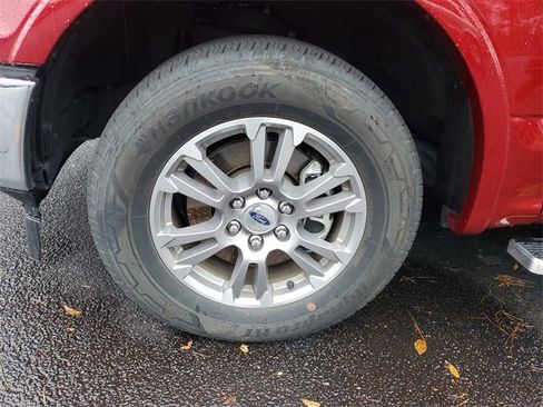 Used 2018 Ford F150 Lariat image 7