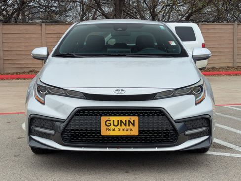 Used 2020 Toyota Corolla SE image 9