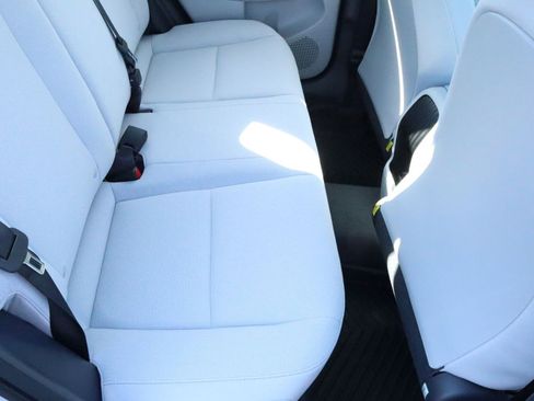 New 2026 Hyundai Kona SE image 18