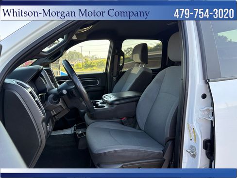 Used 2024 RAM 2500 Big Horn AWD/4WD image 9