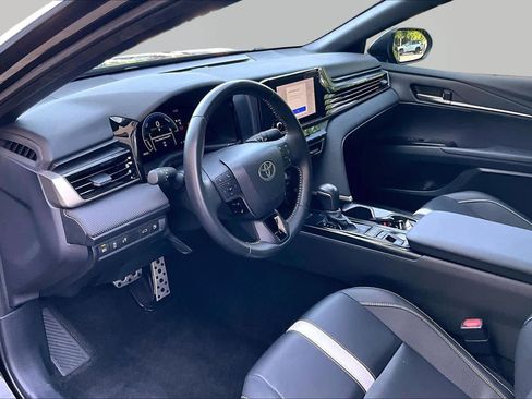 Certified 2025 Toyota Camry SE w/ Convenience Package FWD image 18