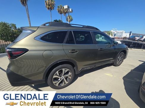 Used 2022 Subaru Outback Limited AWD/4WD image 7