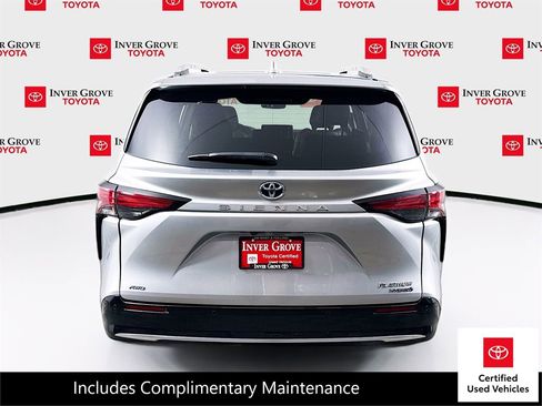 Certified 2023 Toyota Sienna Platinum image 6