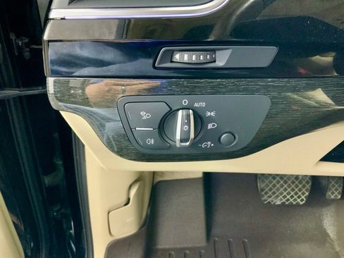 Used 2019 Audi Q7 3.0T Premium Plus AWD/4WD image 21