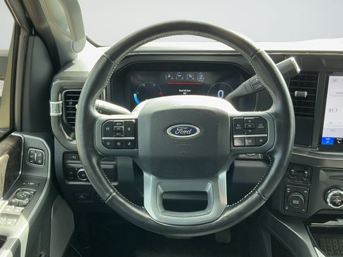 Used 2024 Ford F250 Lariat w/ Chrome Package AWD/4WD image 9