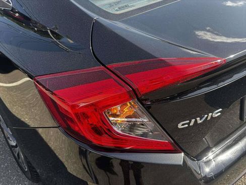Used 2016 Honda Civic EX image 9