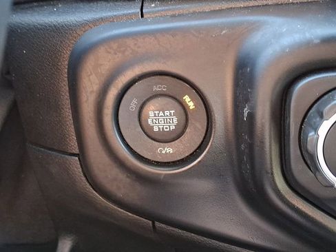 Used 2021 Jeep Wrangler Unlimited Sahara AWD/4WD image 23