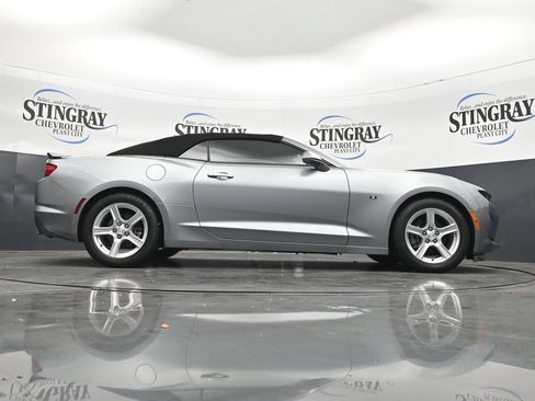 Used 2024 Chevrolet Camaro LT RWD image 33