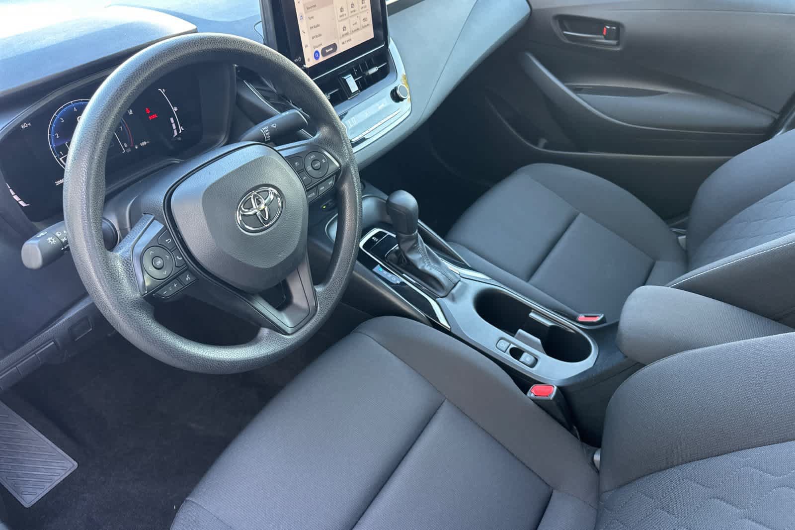 Used 2026 Toyota Corolla LE w/ LE Premium Package FWD image 12