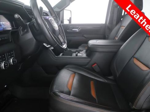 Used 2024 GMC Sierra 2500 AT4 w/ AT4 Premium Plus Package AWD/4WD image 17
