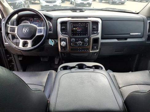 Used 2018 RAM 1500 Laramie AWD/4WD image 11