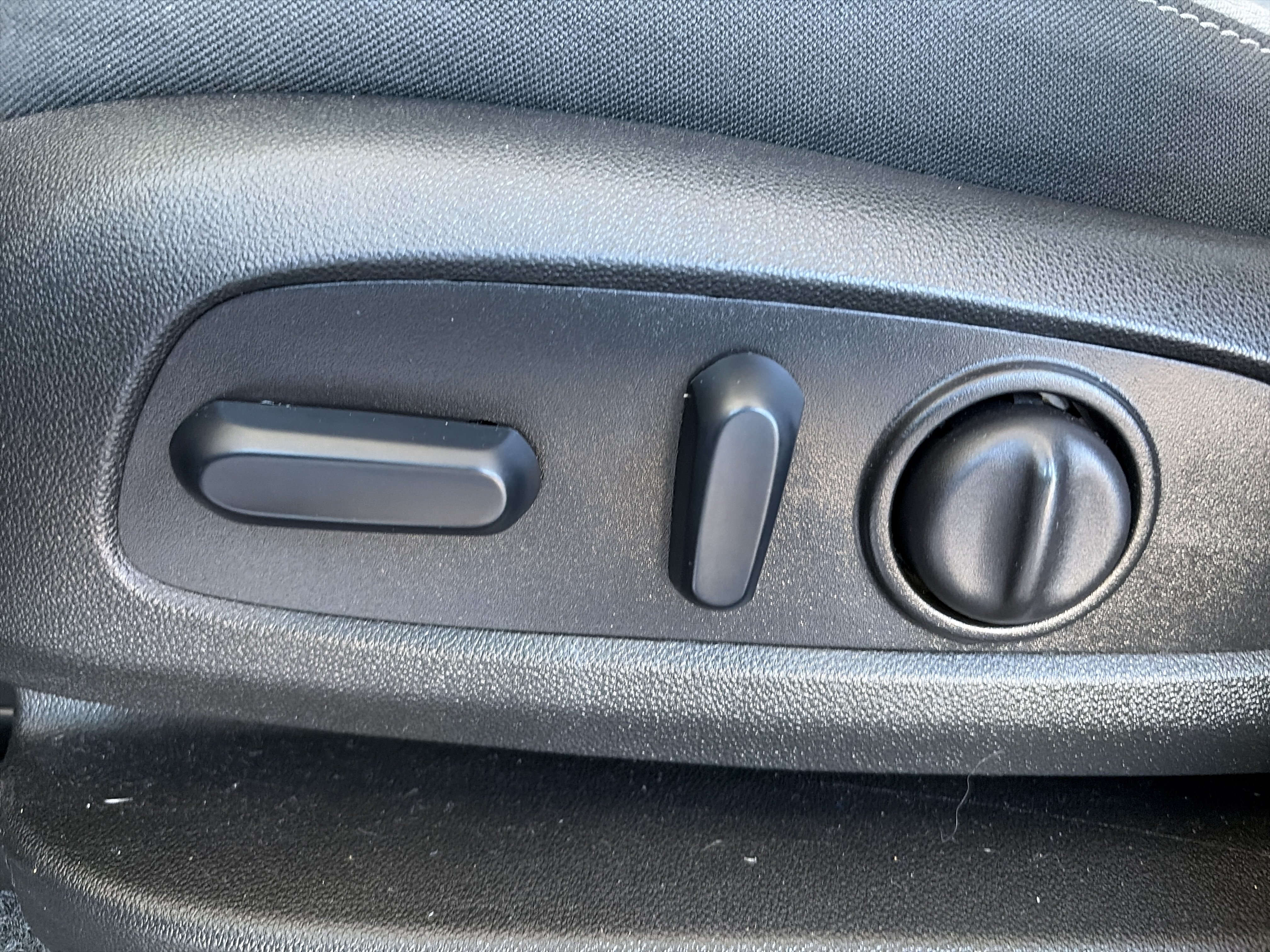Used 2024 Chevrolet Equinox LT AWD/4WD image 14