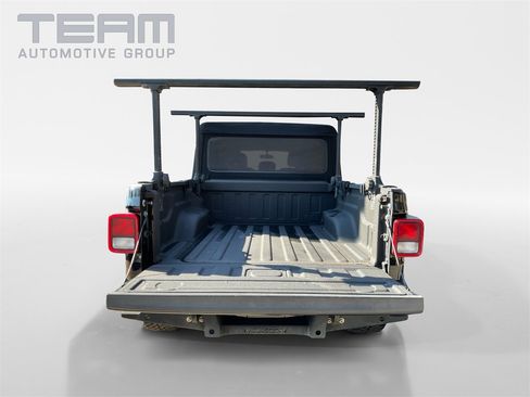 Used 2020 Jeep Gladiator Sport w/ Quick Order Package 24S image 13