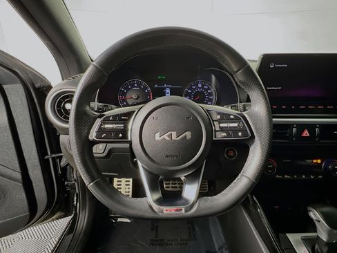 Used 2022 Kia Forte GT-Line w/ GT-Line Technology Package image 17