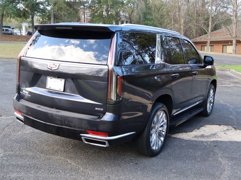 Used 2023 Cadillac Escalade Premium Luxury w/ LPO, Floor Liner Package image 7