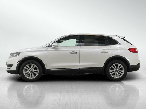 Used 2016 Lincoln MKX Premiere image 2