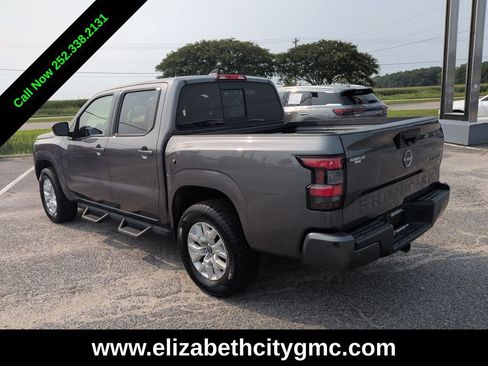 Used 2022 Nissan Frontier SV AWD/4WD image 9