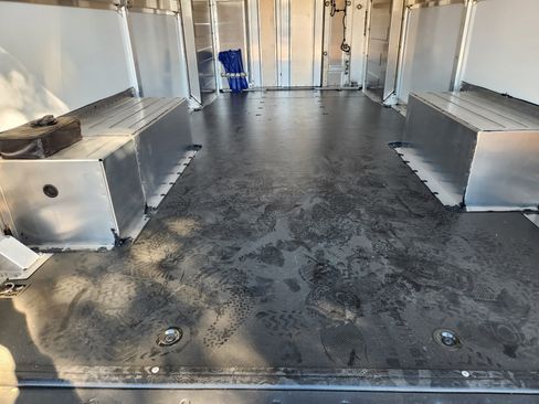 New 2025 Chevrolet Brightdrop 600 image 31