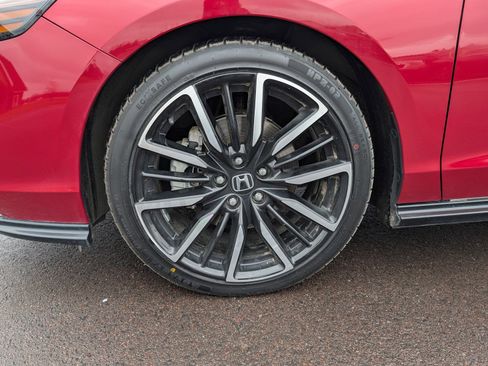 Used 2023 Honda Accord Touring image 15