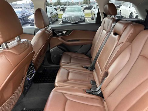 Used 2019 Audi Q7 3.0T Prestige w/ Prestige Package image 28