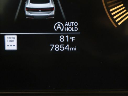 Certified 2025 Hyundai Sonata SE image 32