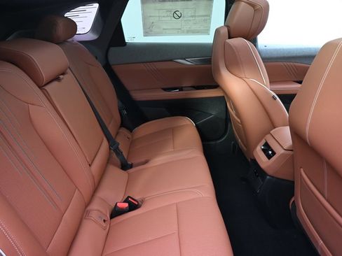 New 2026 Cadillac Optiq Sport 2 w/ LPO, Floor Liner Package AWD/4WD image 18