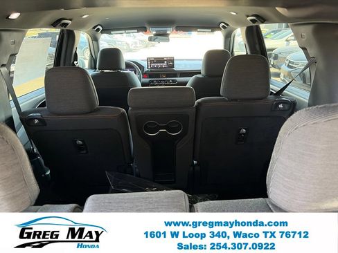 New 2026 Honda Pilot Sport image 17