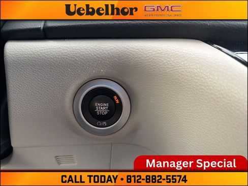 Used 2022 Chrysler Pacifica Touring-L FWD image 27