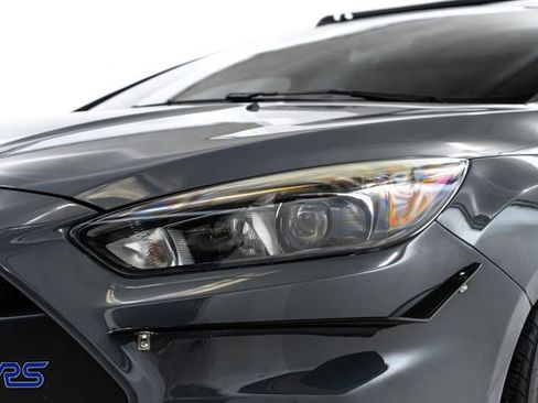 Used 2016 Ford Focus RS image 13