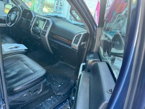 Used 2015 Ford F150 Lariat image 5