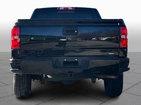 Used 2018 Chevrolet Silverado 1500 LT w/ All Star Edition image 4