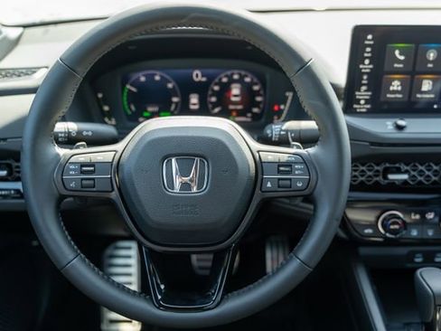 Used 2025 Honda Accord Sport image 14