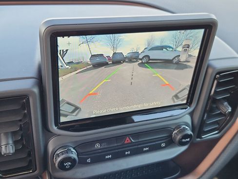 Used 2022 Ford Bronco Sport Outer Banks w/ Tech Package image 24