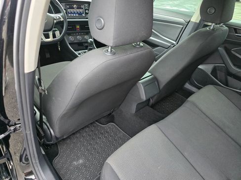 Used 2020 Volkswagen Jetta S image 24