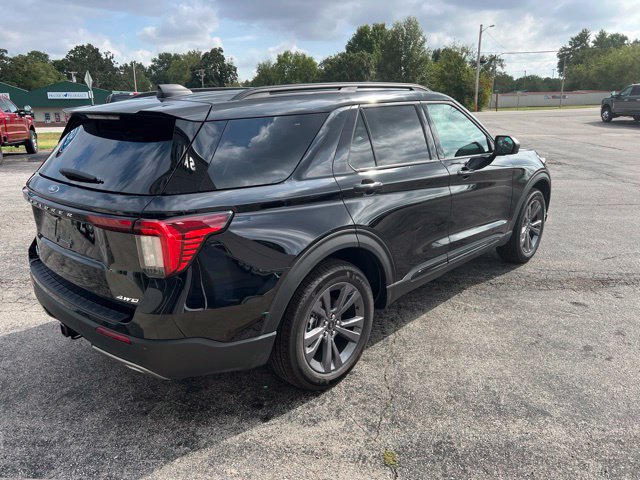 New 2026 Ford Explorer Active w/ Active Comfort Package AWD/4WD image 5