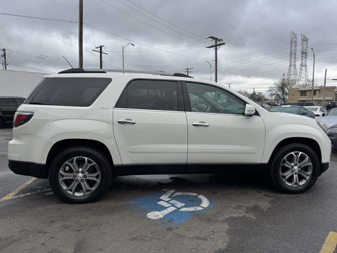 Used 2014 GMC Acadia SLT image 4