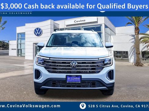 New 2026 Volkswagen Atlas SE image 2