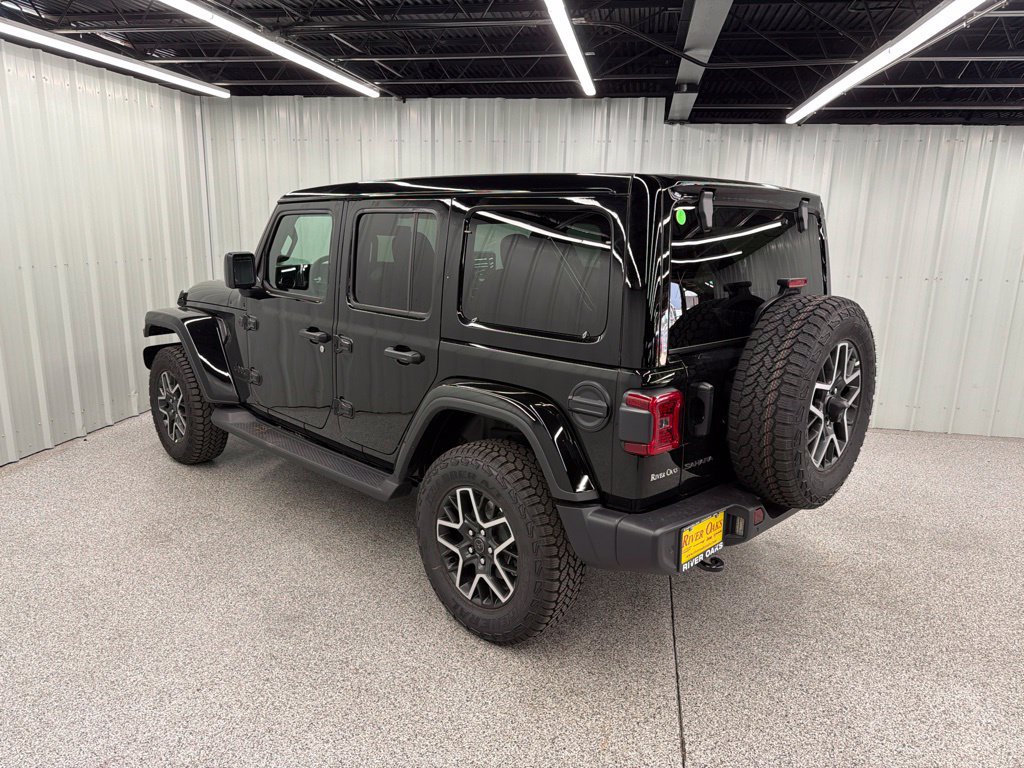 New 2027 Jeep Wrangler Unlimited Sahara AWD/4WD image 4