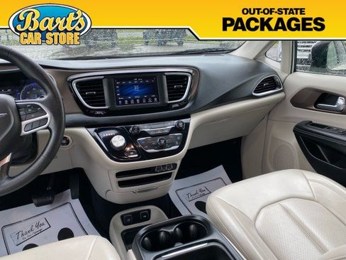 Used 2021 Chrysler Voyager Lxi FWD image 22
