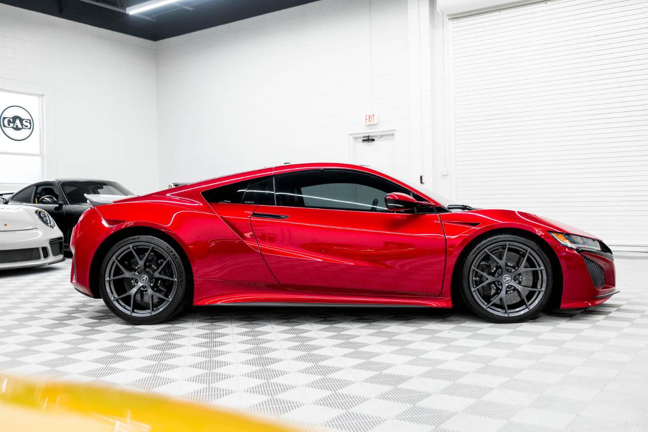 Used 2017 Acura NSX AWD/4WD image 8