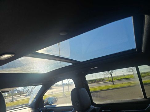 Used 2024 GMC Acadia Denali w/ Super Cruise Package image 22