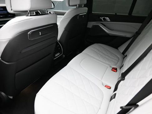 New 2026 BMW X5 xDrive50e w/ Executive Package AWD/4WD image 22