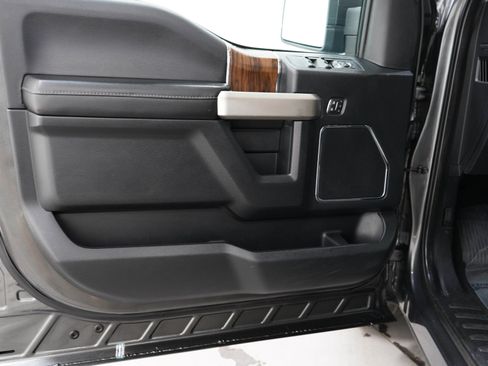 Used 2020 Ford F150 Lariat RWD image 18